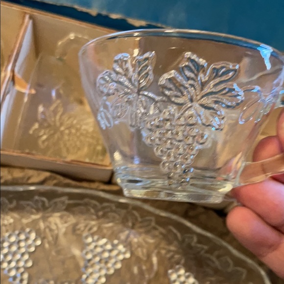 1950s Anchor Hocking Serva-Snack Set - Picture 3 of 9